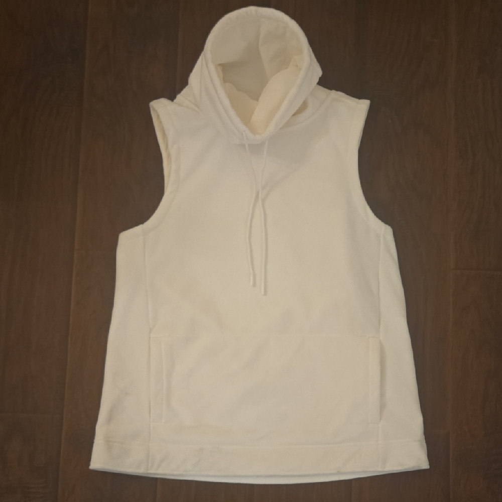 NWT NOBULL Cream Fleece Sleeveless Drawstring Turtleneck - M